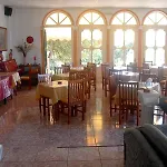 Apraos Bay Hotel