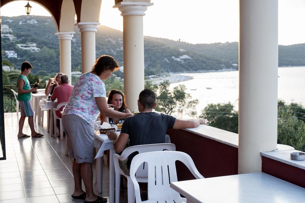 Bay Hotel Apraos